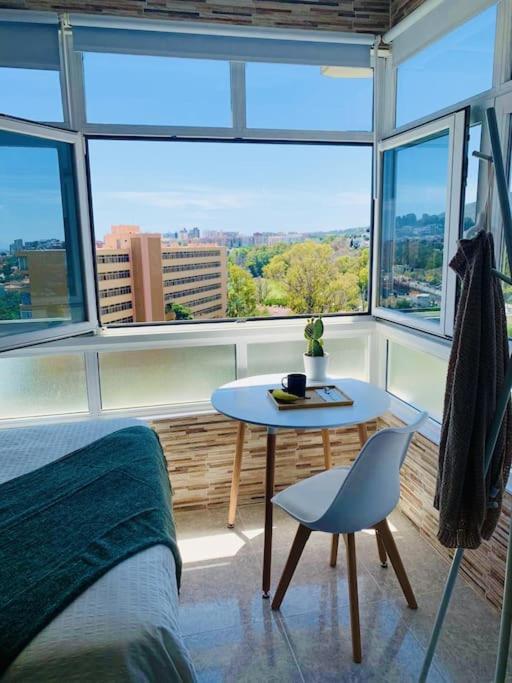 Alterhome Luminoso Estudio Con Piscina Y Maravillosas Vistas 托雷莫利诺斯 外观 照片