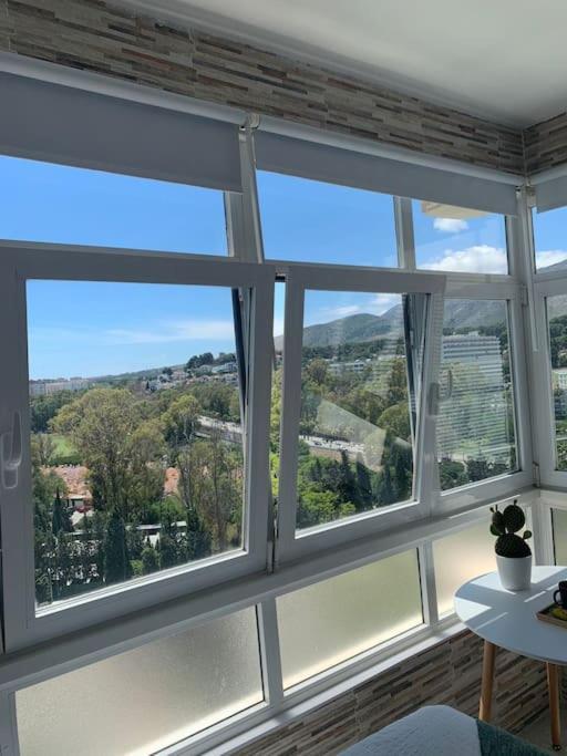 Alterhome Luminoso Estudio Con Piscina Y Maravillosas Vistas 托雷莫利诺斯 外观 照片