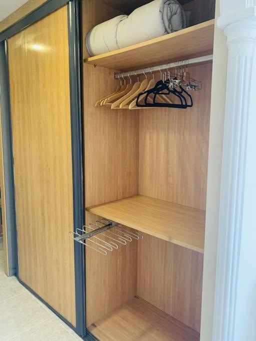 Alterhome Luminoso Estudio Con Piscina Y Maravillosas Vistas 托雷莫利诺斯 外观 照片
